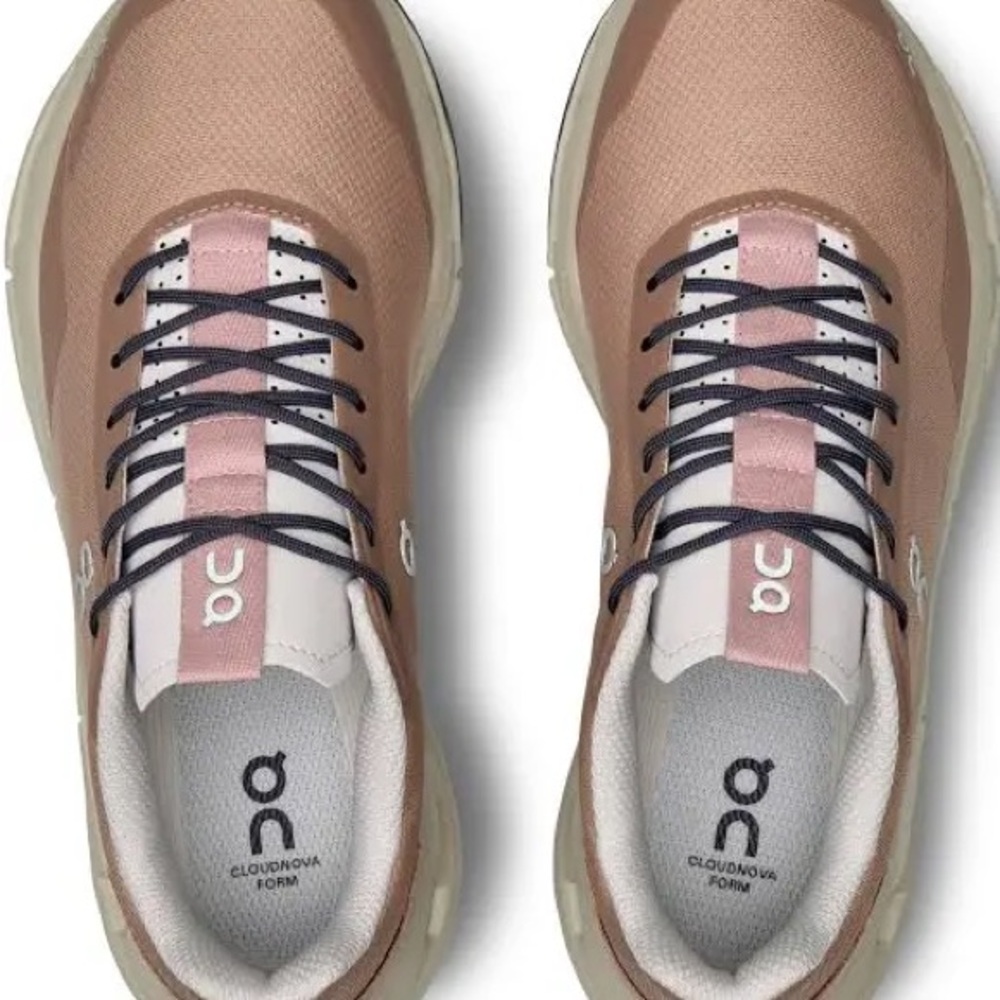 On Cloud On Running Cloudnova Form shoes, Rosebro… - image 2